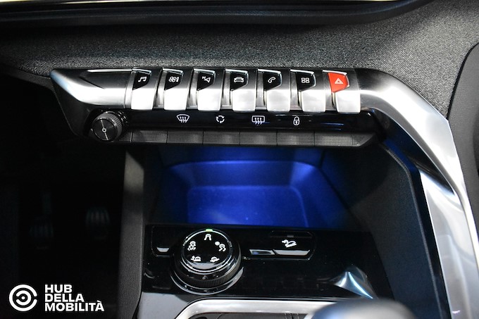 PEUGEOT 3008 PureTech Turbo 130 S&S Allure
